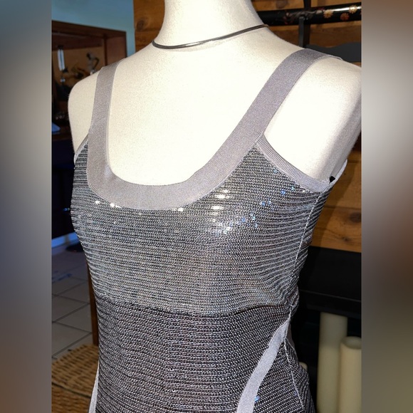 🆕 BEBE Sequined Party Dress - Picture 2 of 8